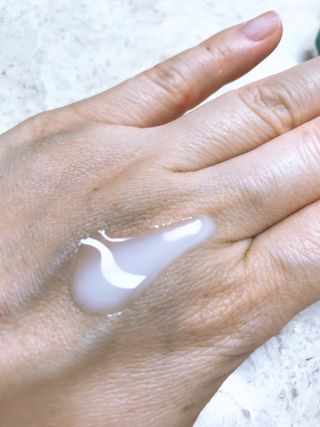 리더스코스메틱 리더스 카밍 바이오틱스 에센스 워터 — 5점을 준 리뷰어가 2021년 3월 올린 사용 사진
