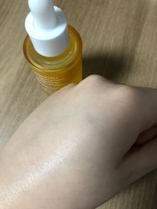 체르엠 스템앤셀 비타민 브라이트닝 에센스 30ml 1개 — 4점을 준 리뷰어가 2021년 12월 올린 사용 사진