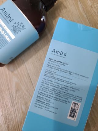 아미니 블루테라 바디로션 — 5점을 준 리뷰어가 2021년 7월 올린 사용 사진