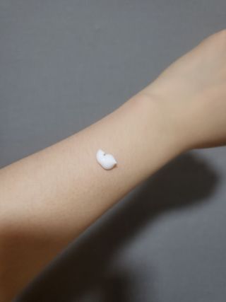 카프리나 산양밀크 모이스춰라이징 바디로션 350ml(오리지널향) — 5점을 준 리뷰어가 2023년 4월 올린 사용 사진