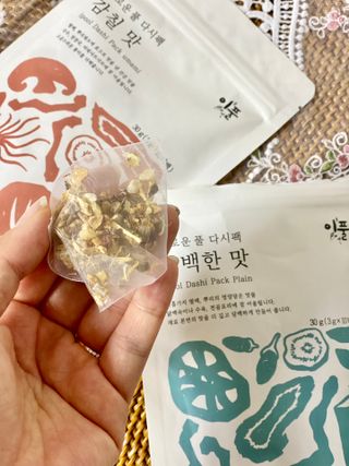 이풀 이로운풀 다시팩 3종세트(담백한맛, 감칠맛, 순한맛) — 5점을 준 리뷰어가 2022년 10월 올린 사용 사진