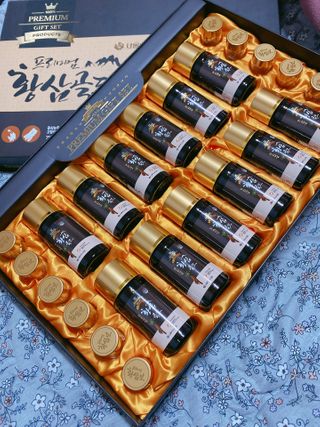 서울약사신협_프리미엄황삼골드_3.75g x 12환+75mgx12병 — 5점을 준 리뷰어가 2021년 1월 올린 사용 사진