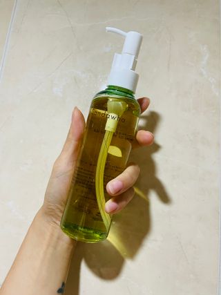 스킨큐어 산다화 순한 클렌징 동백 오일 200ml — 5점을 준 리뷰어가 2023년 8월 올린 사용 사진