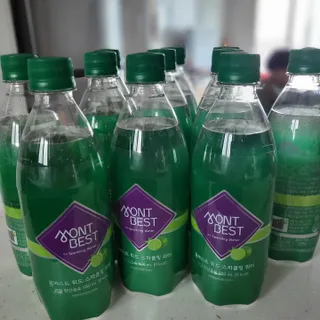 몽베스트 Montbest with Sparkling water Lime20병 — 5점을 준 리뷰어가 2021년 10월 올린 사용 사진