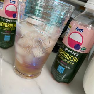 더그레잇티 콤부차 [매일유업] 더그레잇티 44kcal 콤부차 300ml *12개입 (오리지널 6개+베리리치 6개) — 5점을 준 리뷰어가 2023년 8월 올린 사용 사진