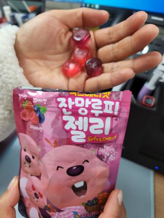 [팔도] 잔망루피젤리 믹스베리맛 42g 8개 — 5점을 준 리뷰어가 2022년 3월 올린 사용 사진