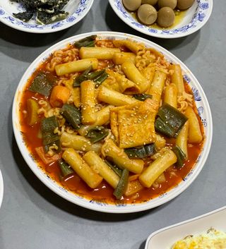 응큼떡볶이 — 5점을 준 리뷰어가 2021년 3월 올린 사용 사진