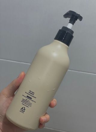 패스트힐(fast heal) 패스트힐 탈모증상완화샴푸 470ml — 4점을 준 리뷰어가 2023년 9월 올린 사용 사진