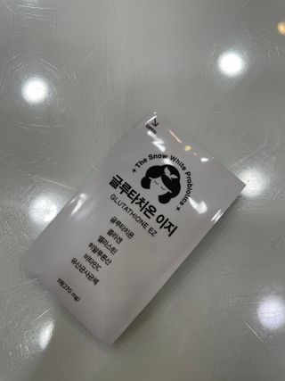 메디포스트 모비타 글루타치온 이지 필름형 30매 — 5점을 준 리뷰어가 2022년 12월 올린 사용 사진