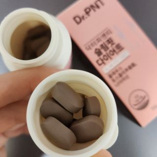 닥터피엔티 [Dr.PNT] 하루 2알로 건강한 다이어트! 한겨울에도 체지방만 쏙~ 슬림핏 다이어트 — 5점을 준 리뷰어가 2023년 3월 올린 사용 사진