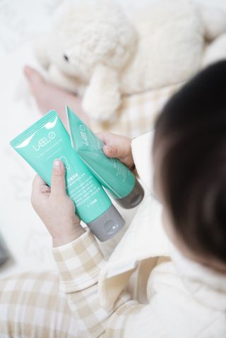 치과에서 쓰는 치약 _ 라벨제로 저불소 꼬마, 키즈, 유아, 베이비, 주니어 안전한 어린이치약 — 5점을 준 리뷰어가 2022년 11월 올린 사용 사진