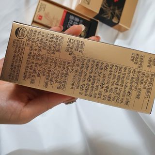 서울약사신협_투데이홍삼정플러스스틱_10g x 30포 — 2점을 준 리뷰어가 2021년 2월 올린 사용 사진
