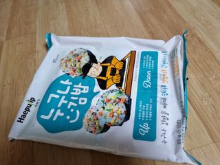 해풀잎 누구나 김밥*1ea [(혼합야채 35g *1ea,  김밥김 (5g, 5ea),  양념간장 (6g, 5ea), 참기름(5g, 2ea)] — 5점을 준 리뷰어가 2022년 7월 올린 사용 사진