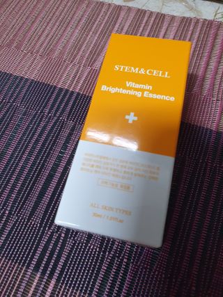 체르엠 스템앤셀 비타민 브라이트닝 에센스 30ml 1개 — 5점을 준 리뷰어가 2022년 3월 올린 사용 사진