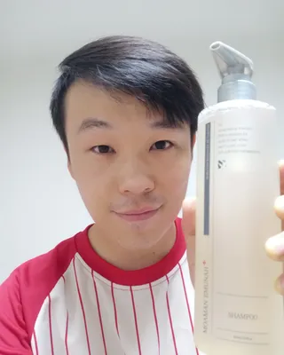 MOAMANEMUNAH 모아만에무나 플러스 두피 탈모 완화 기능성 샴푸 — 5점을 준 리뷰어가 2021년 8월 올린 사용 사진