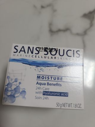 산수시 아쿠아 베네핏 24h 수부지 물광 속건조 수분크림 50ml — 5점을 준 리뷰어가 2021년 7월 올린 사용 사진