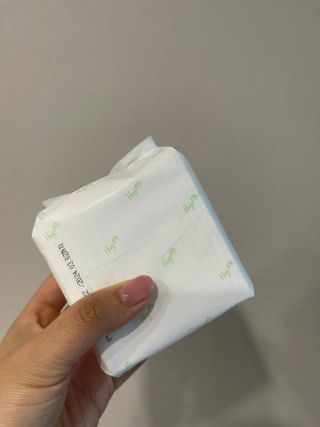 허그미 유기농 순면커버 팬티라이너 + 울트라라이너 — 5점을 준 리뷰어가 2021년 8월 올린 사용 사진