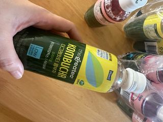 더그레잇티 콤부차 [매일유업] 더그레잇티 44kcal 콤부차 300ml *12개입 (오리지널 6개+베리리치 6개) — 5점을 준 리뷰어가 2023년 8월 올린 사용 사진