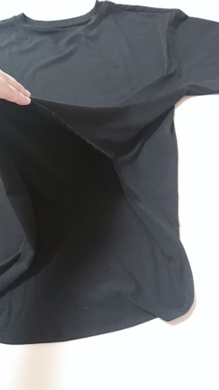 밸롭 시그니처 커버업 롱티셔츠 — 5점을 준 리뷰어가 2021년 5월 올린 사용 사진