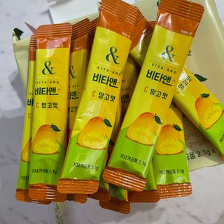비타앤C 레몬맛, 망고맛 — 5점을 준 리뷰어가 2021년 4월 올린 사용 사진