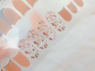 [네일가게] 햇빛에 닿으면 색이 변하는 신기한 햇살 반전 네일스티커_B — 4점을 준 리뷰어가 2021년 9월 올린 사용 사진