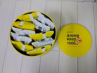 서울약사신협 프리미엄비타민C1000_2.5G x 100포 — 5점을 준 리뷰어가 2021년 5월 올린 사용 사진