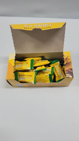 (주) 피치코리아 믹스커피캔디76g x2개입 — 5점을 준 리뷰어가 2022년 11월 올린 사용 사진