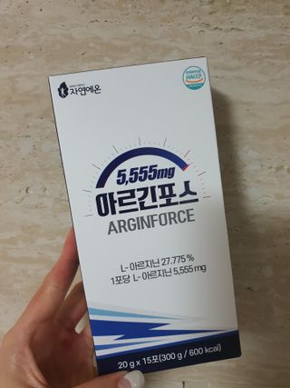 자연에온 아르긴포스 L-아르기닌 5555mg 스틱 15개입 1박스 — 3점을 준 리뷰어가 2021년 4월 올린 사용 사진