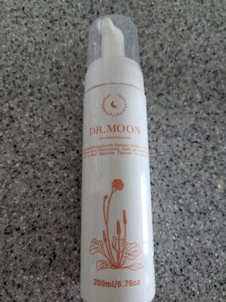 MF프리 [닥터문] 유산균 락토케어 질경초 여성청결제 200ml (폼타입) — 5점을 준 리뷰어가 2022년 7월 올린 사용 사진