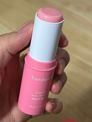스킨큐어 산다화 카멜리아 안티 링클 멀티밤 — 5점을 준 리뷰어가 2022년 11월 올린 사용 사진