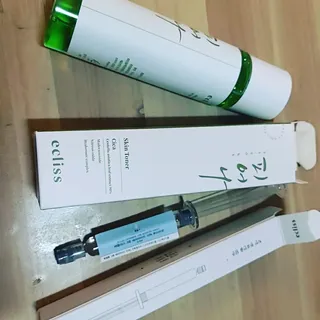 에클리스 피어나 스킨토너 — 5점을 준 리뷰어가 2022년 3월 올린 사용 사진
