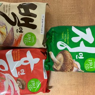 [풀무원] 자연은맛있다 정면, 백면, 홍면  세트 — 5점을 준 리뷰어가 2021년 4월 올린 사용 사진