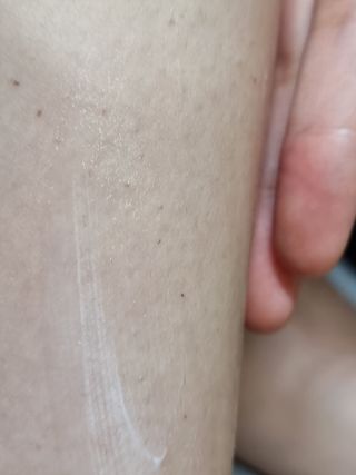 카프리나 산양밀크 모이스춰라이징 바디로션 350ml(오리지널향) — 5점을 준 리뷰어가 2023년 4월 올린 사용 사진