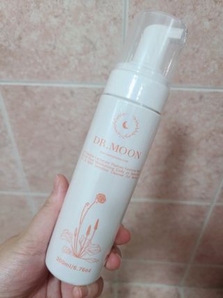 MF프리 [닥터문] 유산균 락토케어 질경초 여성청결제 200ml (폼타입) — 5점을 준 리뷰어가 2022년 5월 올린 사용 사진