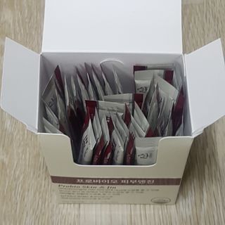 삼진제약 위시헬씨 [삼진제약] 위시헬씨 프로바이오 피부엔진 — 4점을 준 리뷰어가 2020년 12월 올린 사용 사진