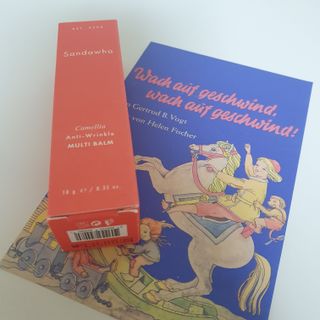 스킨큐어 산다화 카멜리아 안티 링클 멀티밤 — 4점을 준 리뷰어가 2022년 2월 올린 사용 사진