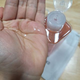 [바디셀런스] 속보습+사용감+향 모두 잡은 / 세라드린 속보습 핑크토너 300ml — 4점을 준 리뷰어가 2022년 2월 올린 사용 사진