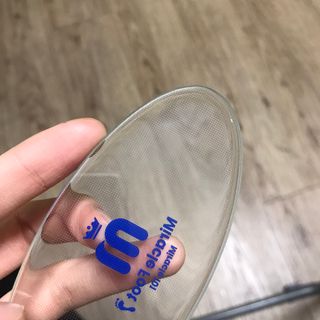미라클풋 유리발각질제거기 물없이 쓱싹쓱싹 몇번만에 발각질 완벽제거 — 5점을 준 리뷰어가 2021년 10월 올린 사용 사진