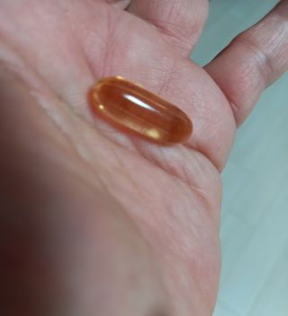 체인미 프리미엄 rTG 오메가3 비타민E 850mg x 30캡슐 — 5점을 준 리뷰어가 2021년 11월 올린 사용 사진