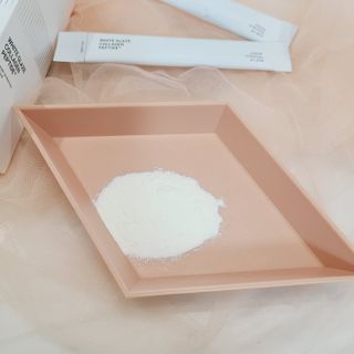 닥터윤 더마스킨 화이트 글레이즈 저분자 피쉬콜라겐 펩타이드 — 4.5점을 준 리뷰어가 2022년 8월 올린 사용 사진