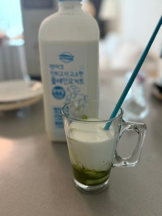 프리_[덴마크] 진하고 더 고소한 플레인 요거트 1.8L — 5점을 준 리뷰어가 2025년 7월 올린 사용 사진