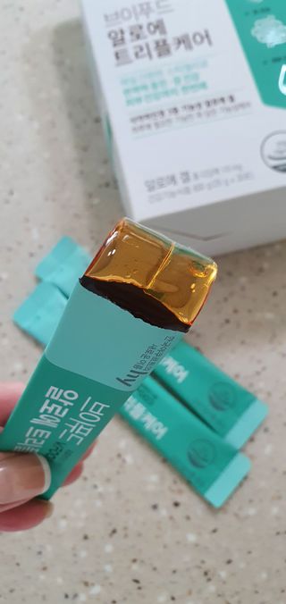 브이푸드 알로에 트리플케어 — 5점을 준 리뷰어가 2022년 4월 올린 사용 사진
