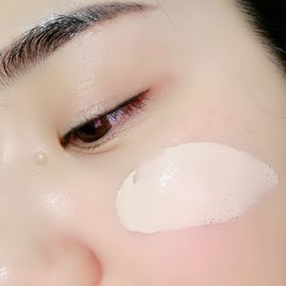 트리마이 바른 듯 안 바른듯 깨끗한 커버려 BB크림 — 5점을 준 리뷰어가 2023년 5월 올린 사용 사진