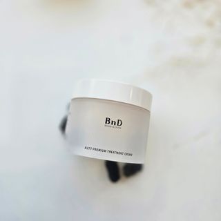 비엔디 프리용[한/영]BnD 바디 주름개선 엉덩이크림 — 5점을 준 리뷰어가 2024년 11월 올린 사용 사진