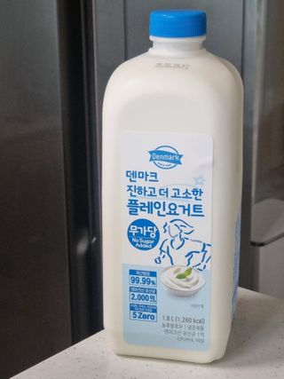 프리_[덴마크] 진하고 더 고소한 플레인 요거트 1.8L — 4점을 준 리뷰어가 2025년 6월 올린 사용 사진
