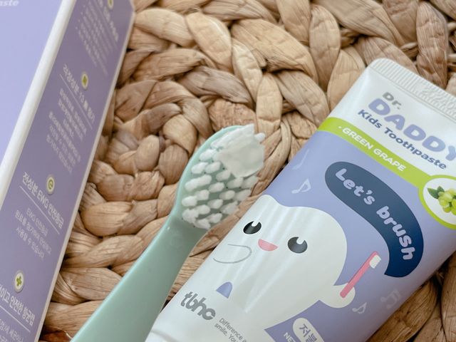 닥터데디스 안심저불소 키즈치약 (라즈베리, 청포도향 중 택 1) 60g +  여행용 미니 치약 15g 리뷰 사진