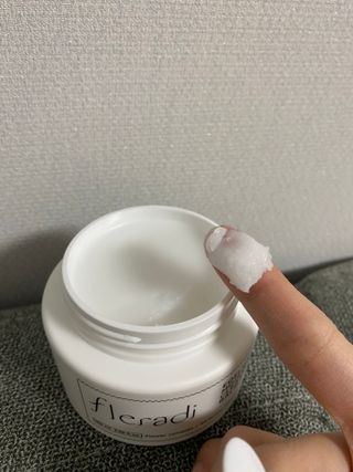 플레라디 에델바이스 모이스처 클렌징 밤 — 4점을 준 리뷰어가 2021년 4월 올린 사용 사진