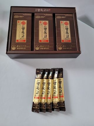 [광동제약] 광옥고 홍삼 본 밸런스 1박스 30포 — 5점을 준 리뷰어가 2021년 9월 올린 사용 사진
