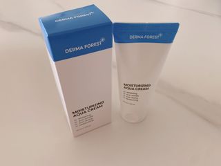 더마포레스트 모이스처라이징 아쿠아크림 / 수분크림 히알루론산 펩타이드 보습 미백 주름개선 — 5점을 준 리뷰어가 2021년 7월 올린 사용 사진