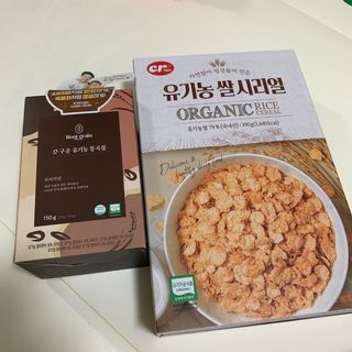 씨알푸드 유기농 쌀 시리얼 390g + 갓 구운 유기농 발아통곡물 150g — 5점을 준 리뷰어가 2022년 1월 올린 사용 사진